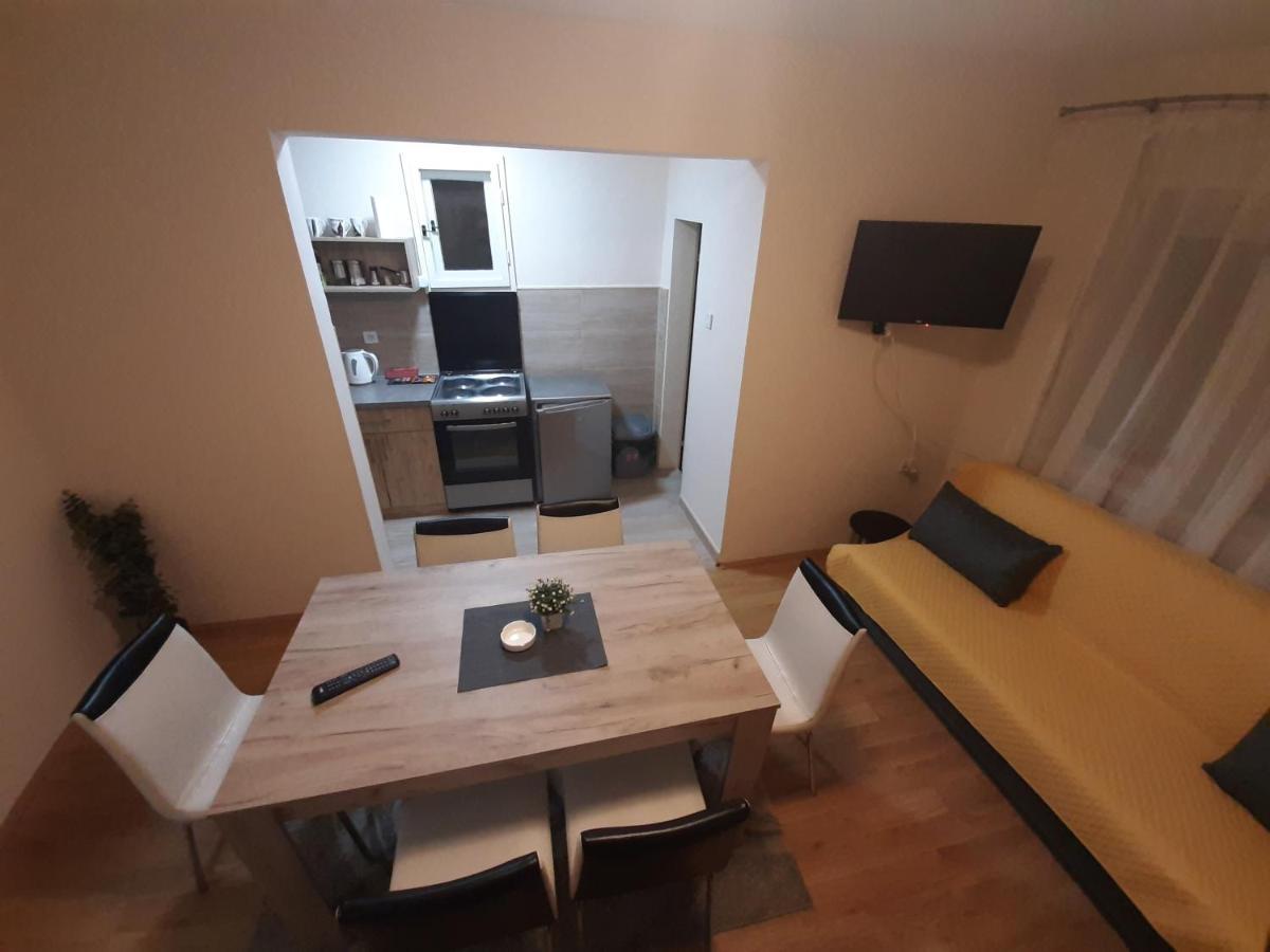 Haus Apartman Zajecar M&L Екстериор снимка