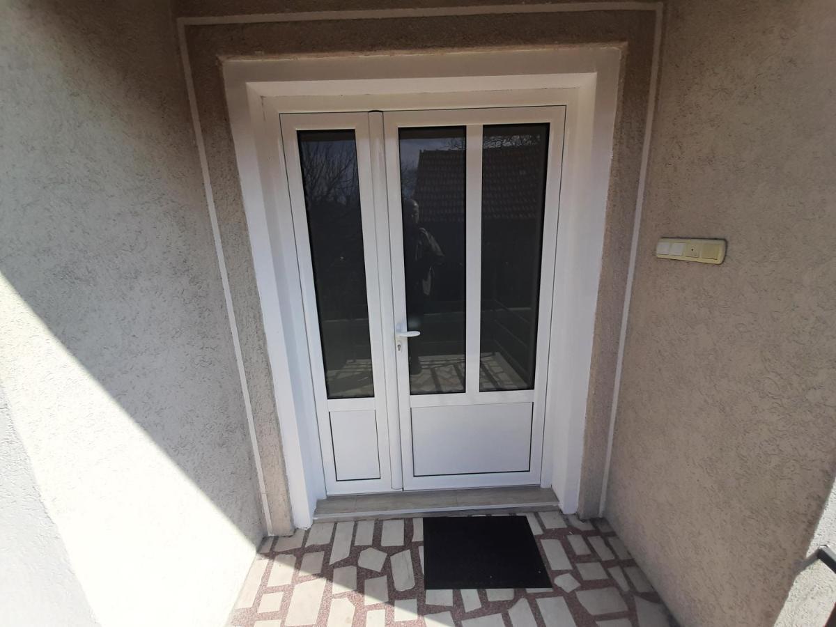 Haus Apartman Zajecar M&L Екстериор снимка