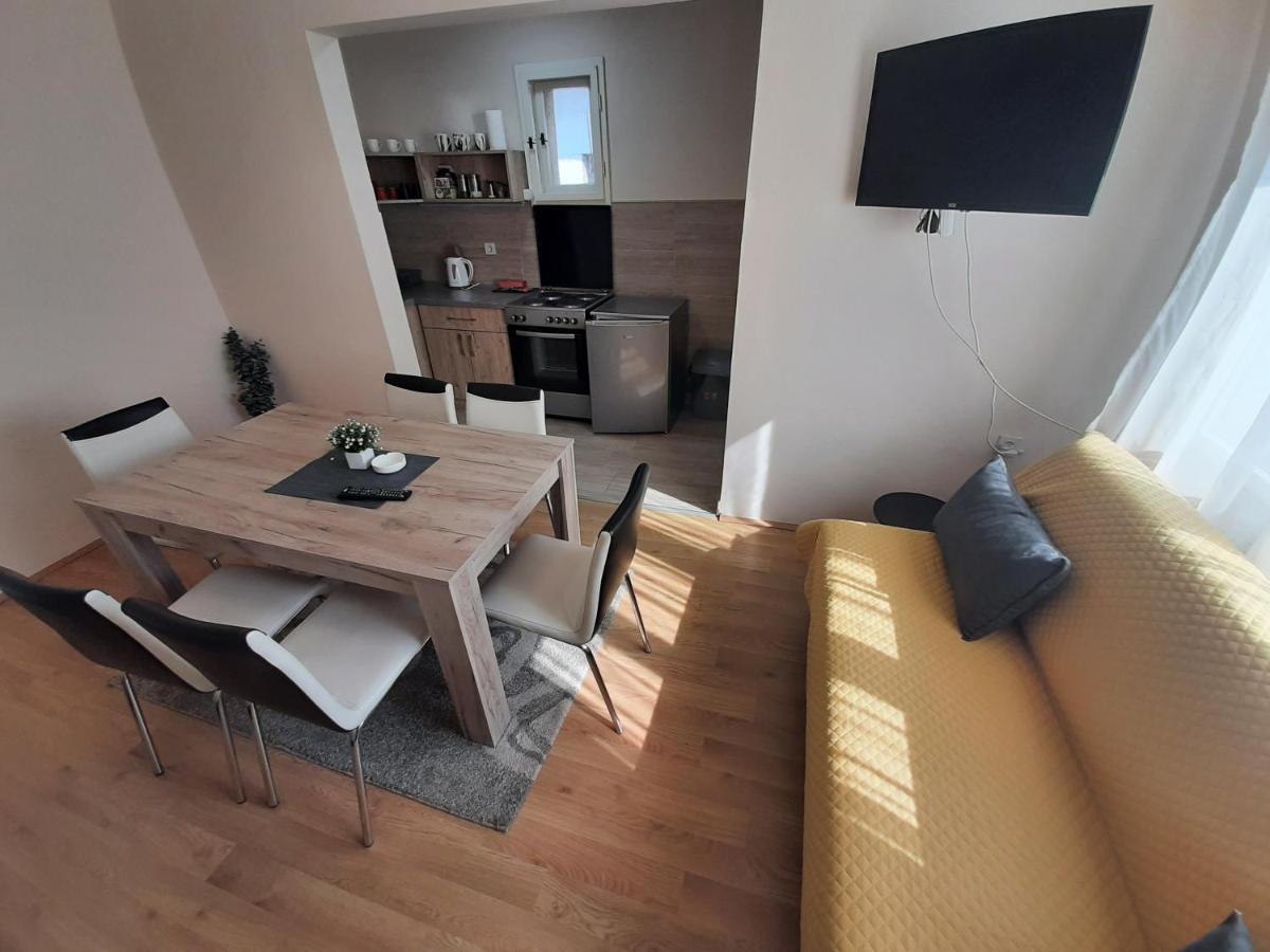 Haus Apartman Zajecar M&L Екстериор снимка