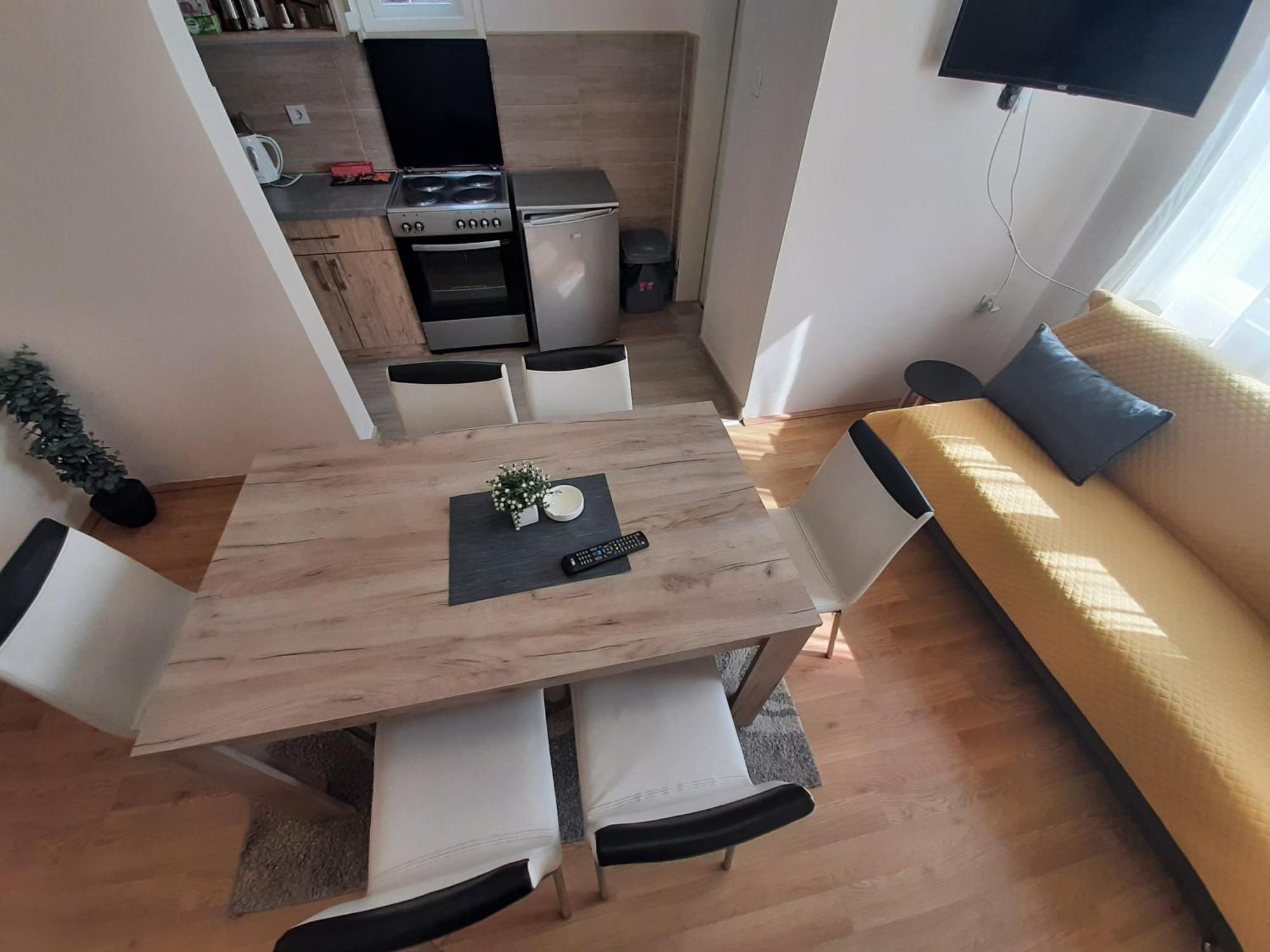 Haus Apartman Zajecar M&L Apartment Стая снимка