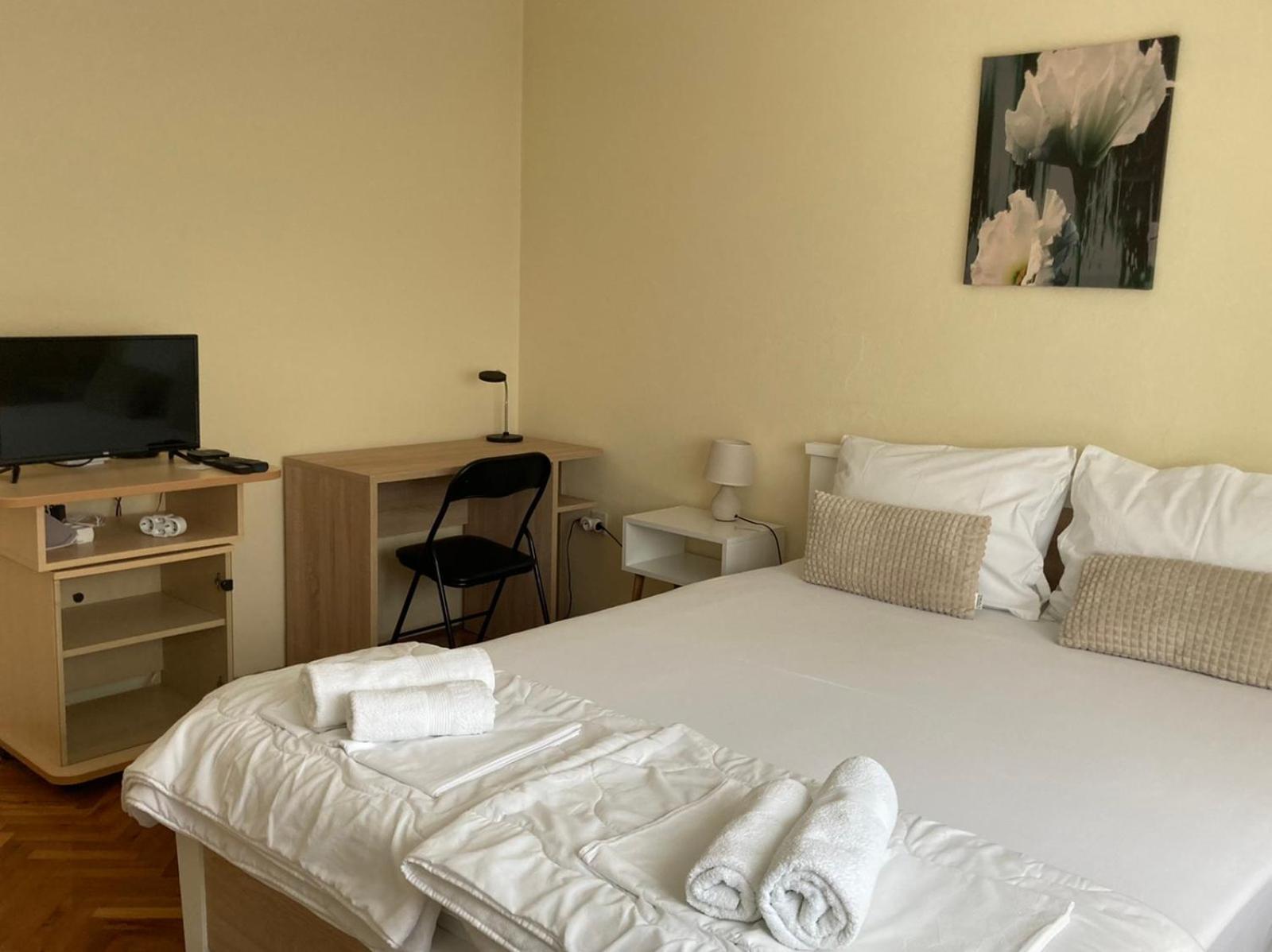 Haus Apartman Zajecar M&L Стая снимка